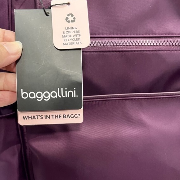 Baggallini Soho Backpack RFID Travel Laptop Backpack NWT Mulberry Washable - Picture 10 of 12